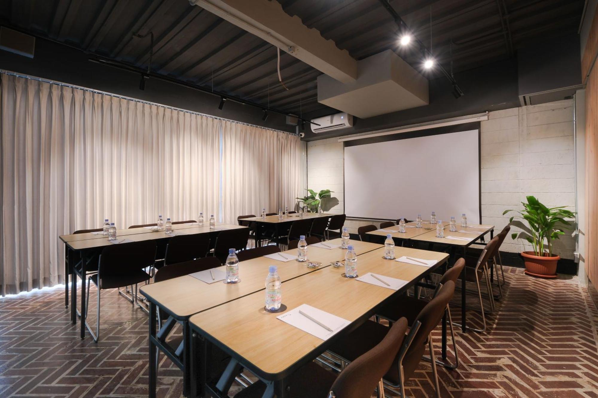 Teduh Simatupang Hotel Jakarta Ngoại thất bức ảnh